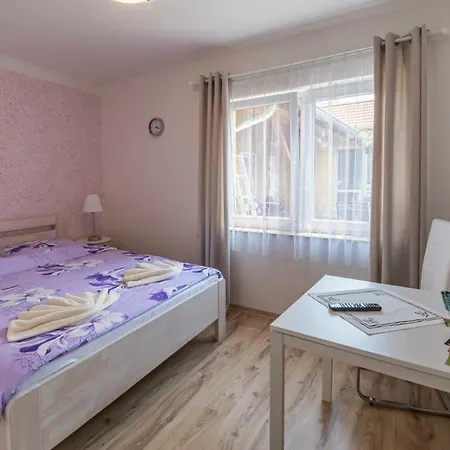 Berunka Guest house *
