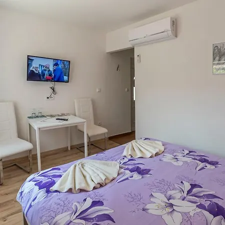 Berunka Guest house