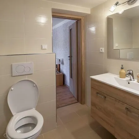 Berunka Guest house *